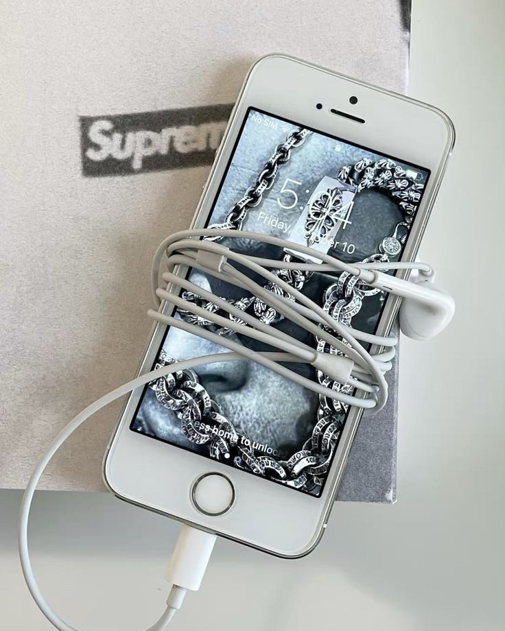 iphone 5s purchased from ebay 🪽