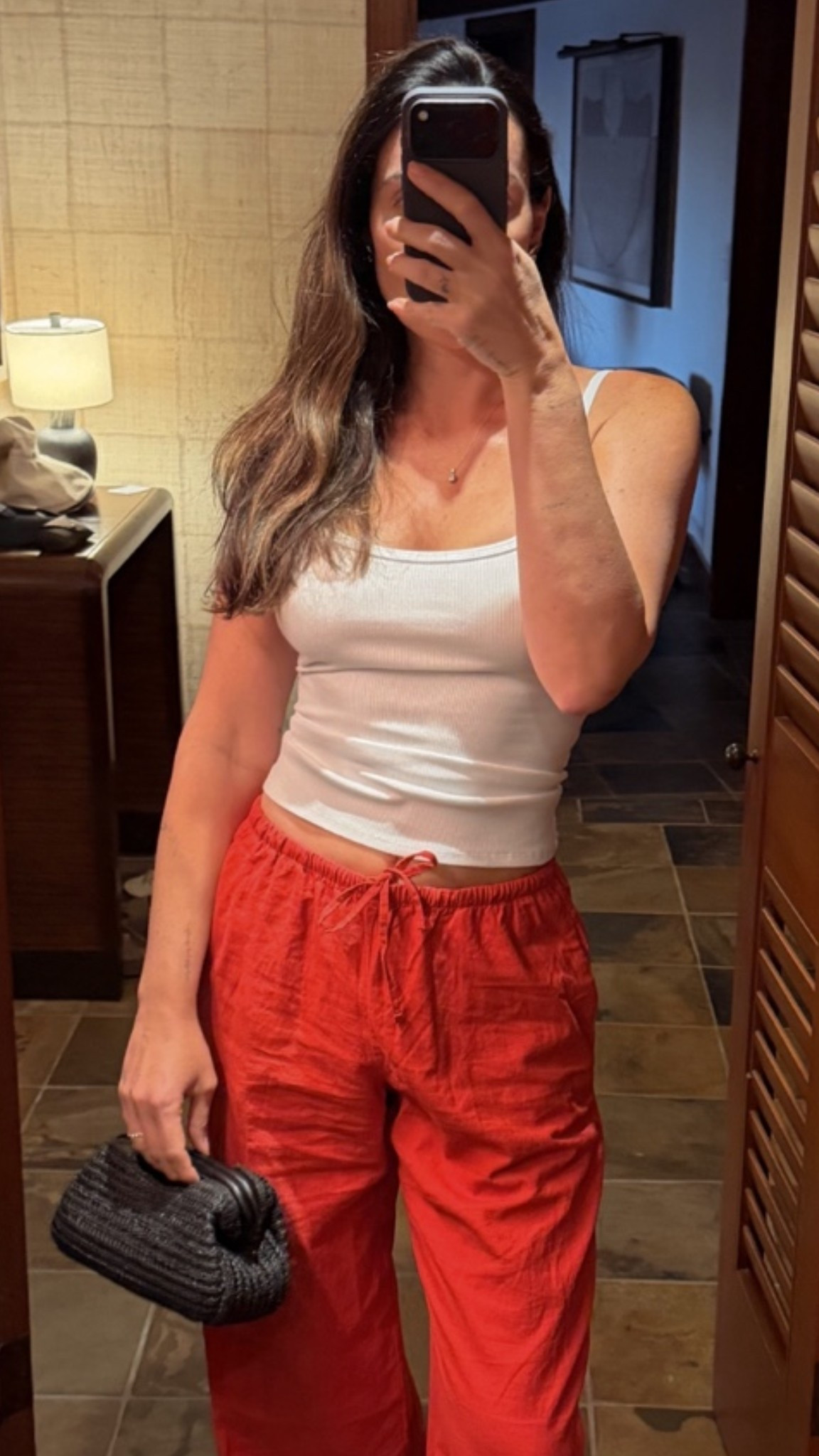 Perfect white tank 
Size small