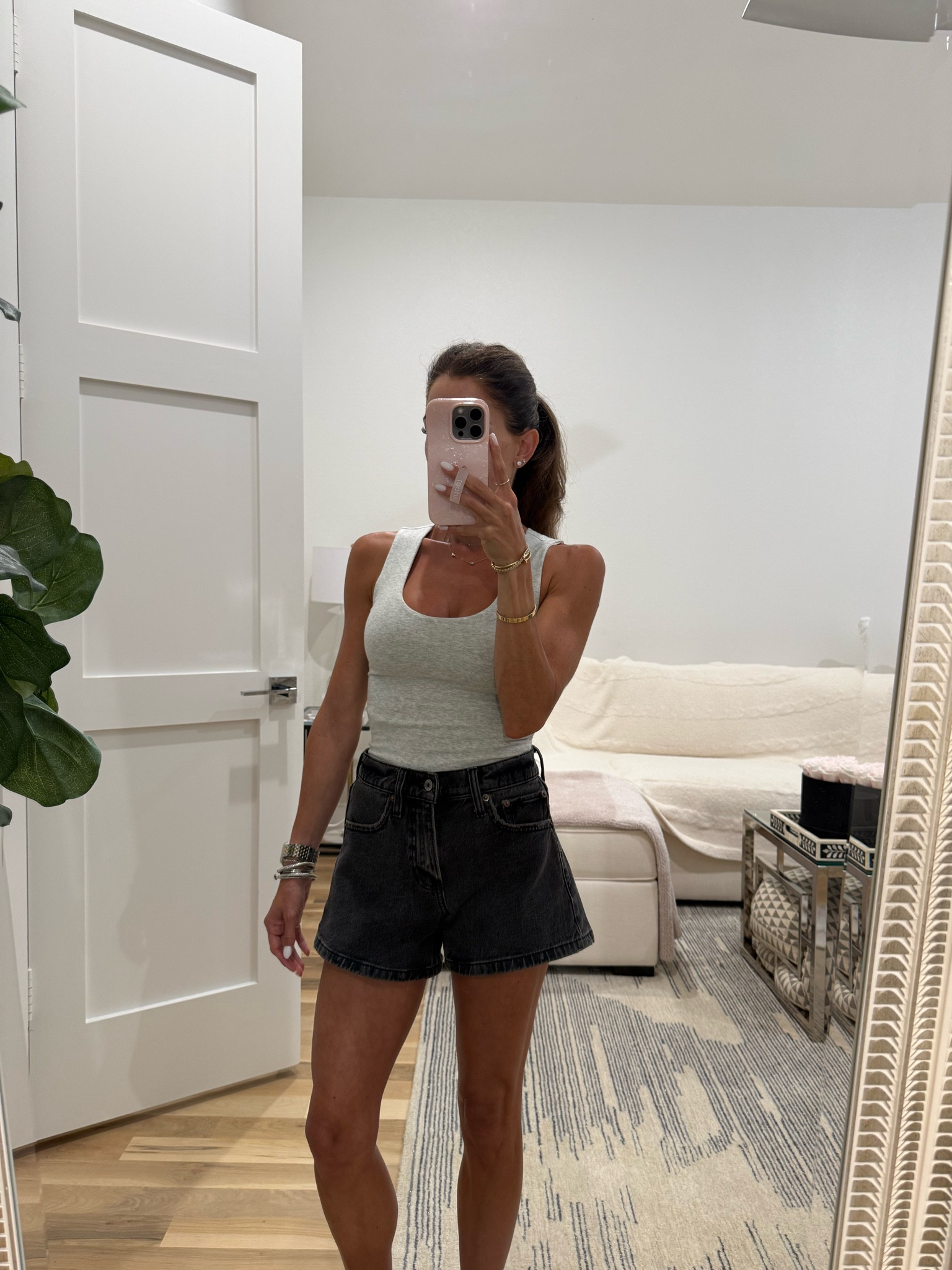 Code AFSUMMER denim shorts size 23