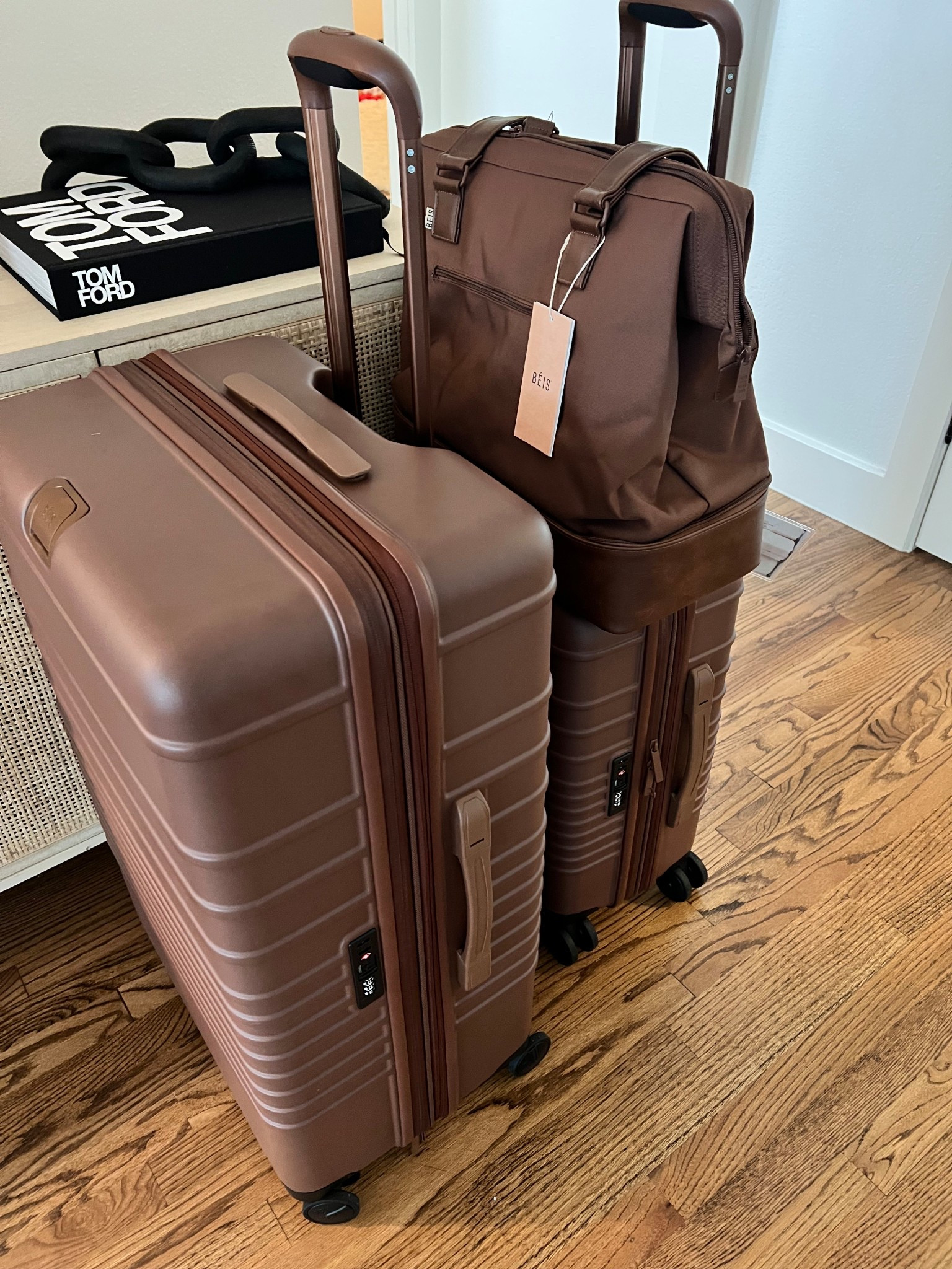 THIS COLOR! 😍




#LTKItBag #LTKTravel