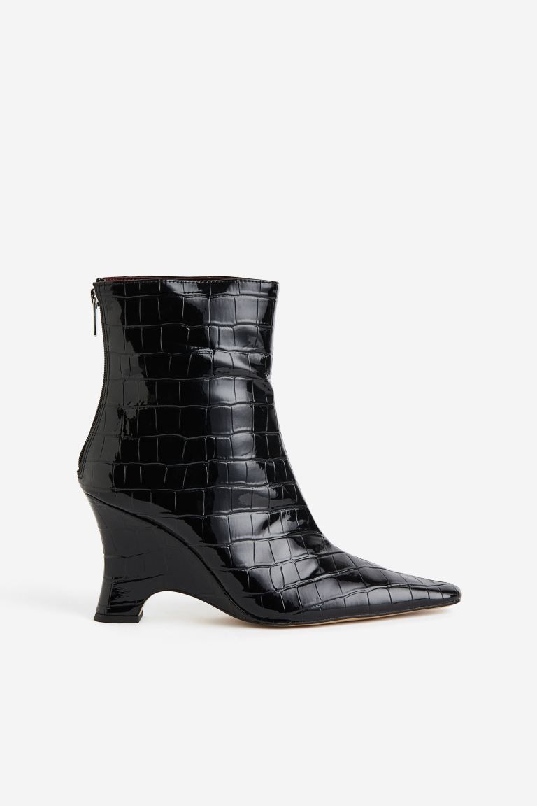 Heeled Pointed-toe Boots | H&M (US + CA)