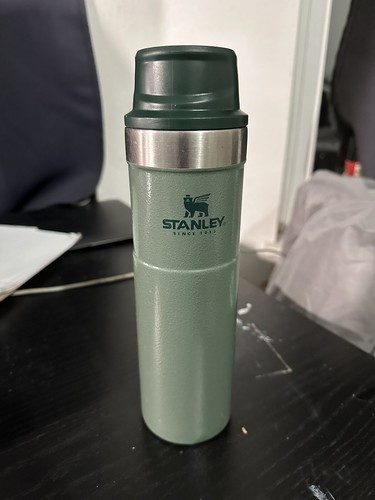 Stanley Classic Series The Trigger Action Travel Mug 20oz Green Stainless Steel | eBay | eBay AT