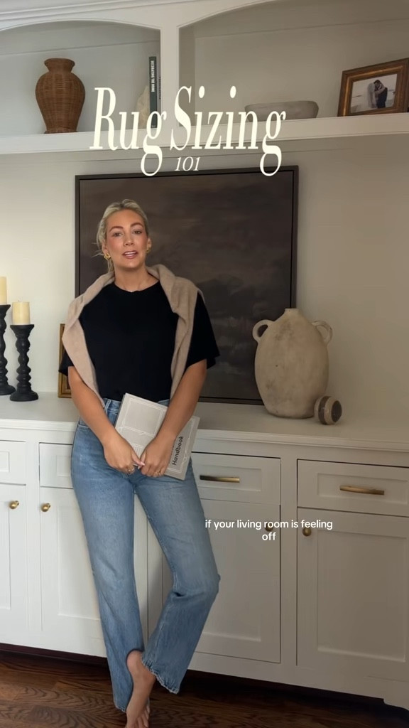 Interior design rules made simple | rug sizing 101 ☁️

follow along for more tips + tricks 

Linking the Ruggable rug I have in my living room size 9x12 

Interior design, interior decorater, rug sizing, rug, interior Inspo, home design 

#LTKHome #LTKStyleTip