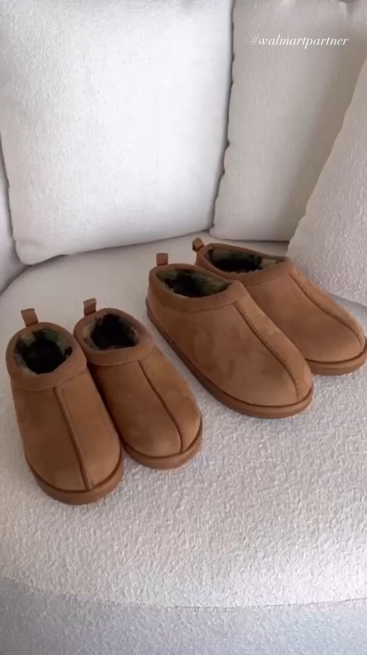 Got my boys these cute tan slippers for fall! They’re so comfy, warm, easy to slide on and off and under $15 🤩 they come in 6 cute colors!

Kids Ugg, kids Ugg dupe, kids slippers, boys slippers, boys Ugg, toddler slipper, toddler Ugg, boys slide, boys shoes, Walmart find, Christine Andrew 
@Walmart #WalmartPartner #WalmartFashion 

#LTKVideo #LTKShoeCrush #LTKKids