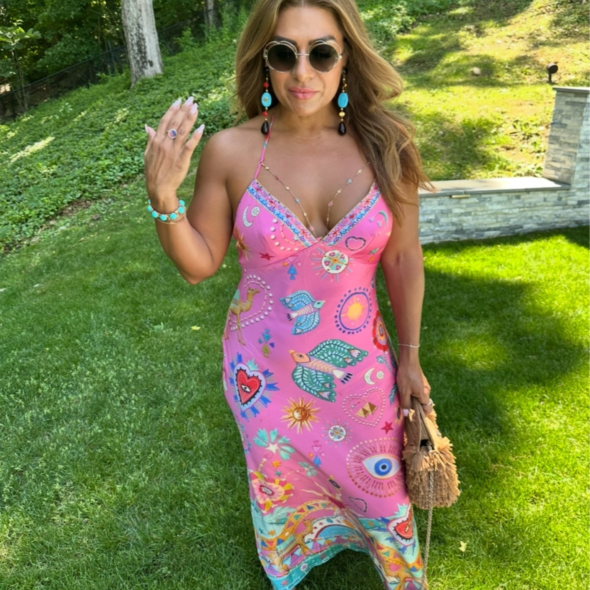 I absolutely love this brand Camilla. I have yet to find the perfect piece to fit me right but  I continue to look. She looks so pretty in this pink dress from the brand.

#LTKootd