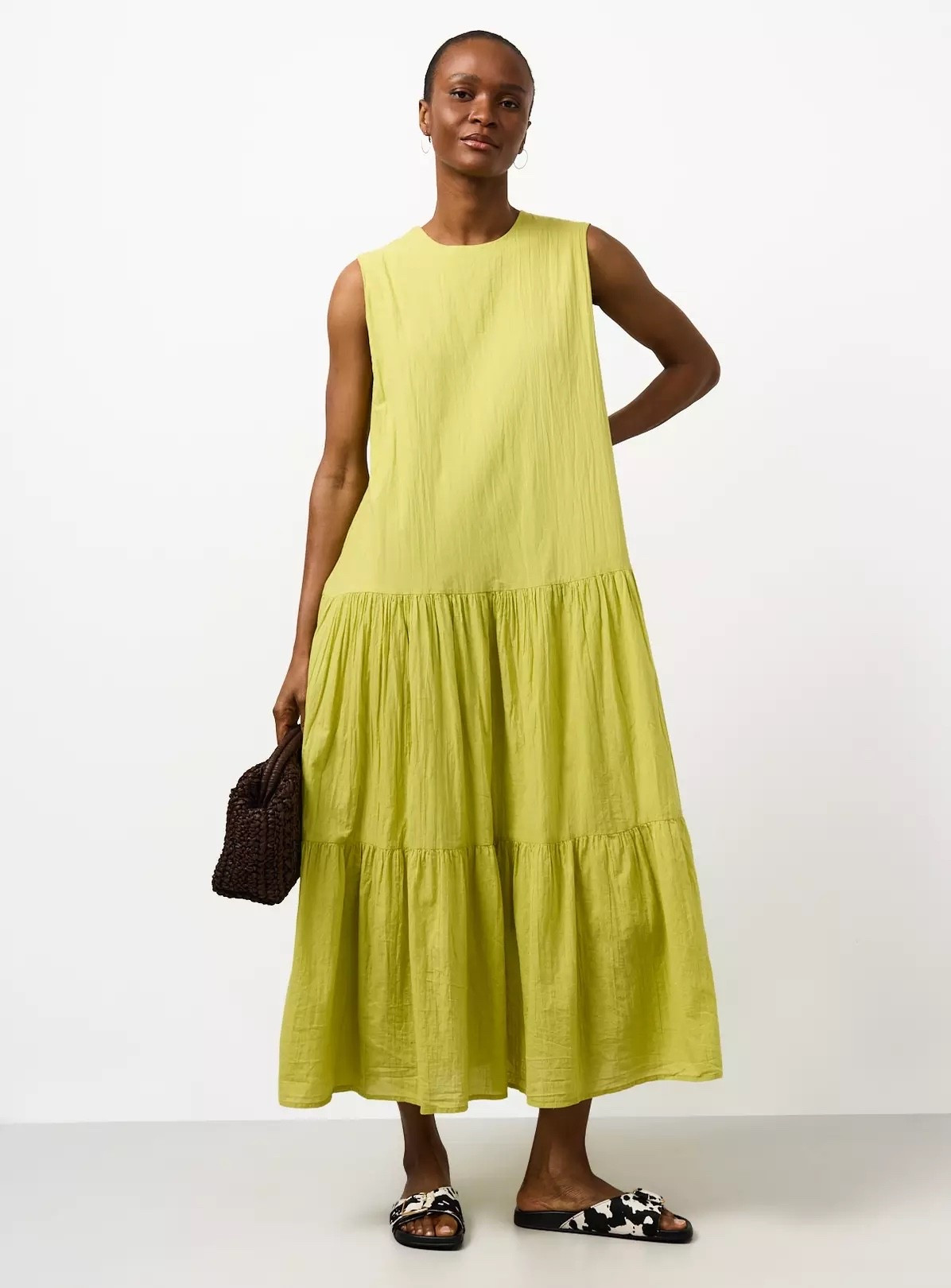 I loveeee a floaty dress and this comes in some great colours!

#LTKspring #LTKuk #LTKsummer