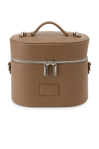 x Revolve Oval Toiletry Case
                    
                    ETOILE COLLECTIVE | Revolve Clothing (Global)