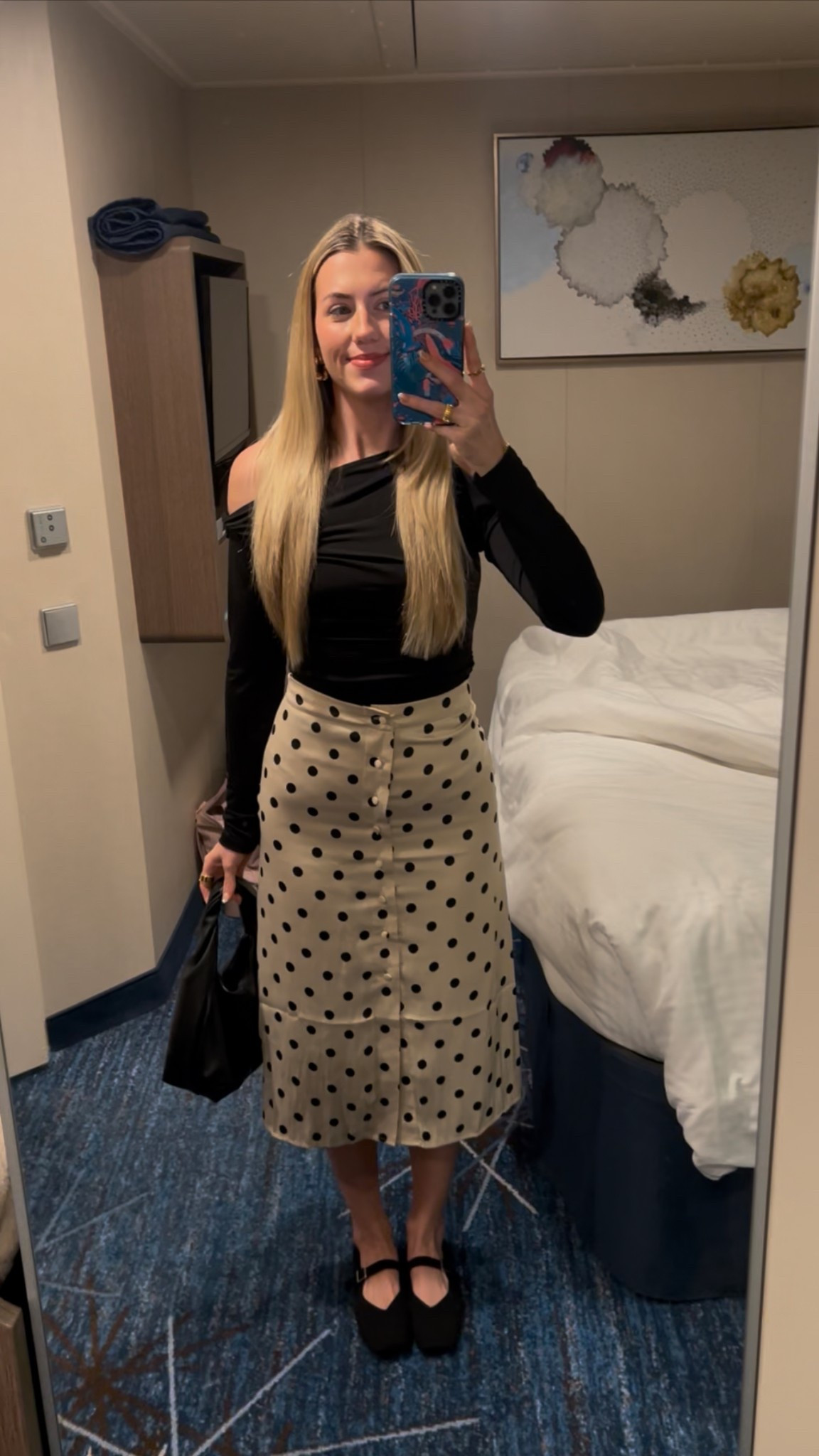 polka dot skirt alaskan cruise dinner outfit 🤍 skirt in a size 0 

#LTKTravel #LTKStyleTip #LTKFindsUnder100
