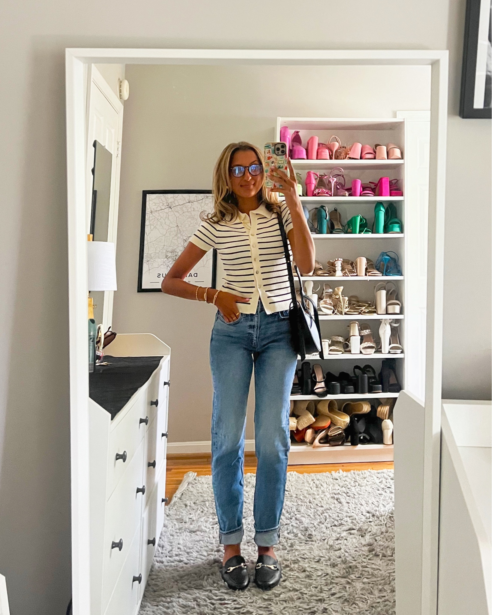 business casual outfit idea / office outfit idea. wearing a size XS in this tee 