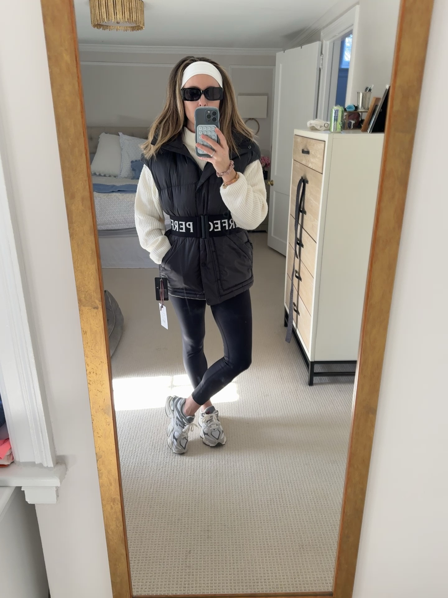 Found the perfect vest for both ski and everyday

Vest from Perfect Mountain Sports
Leggings from Alo
Sweater from H&M
Sneaks from New Balance

#LTKshoecrush #LTKSeasonal #LTKfitness