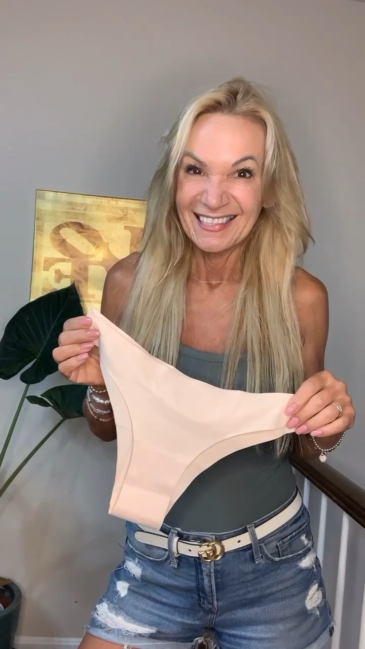 Let’s talk panties. They can make or break an outfit. Or your day. These seamless, super smooth cheeky panties are a dream. Also sharing my favorite smoothing bra- perfect under bodysuits!

#LTKover40