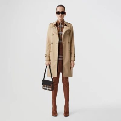 The Mid-length Chelsea Heritage Trench Coat in Honey - Women | Burberry® Official | Burberry (UK)