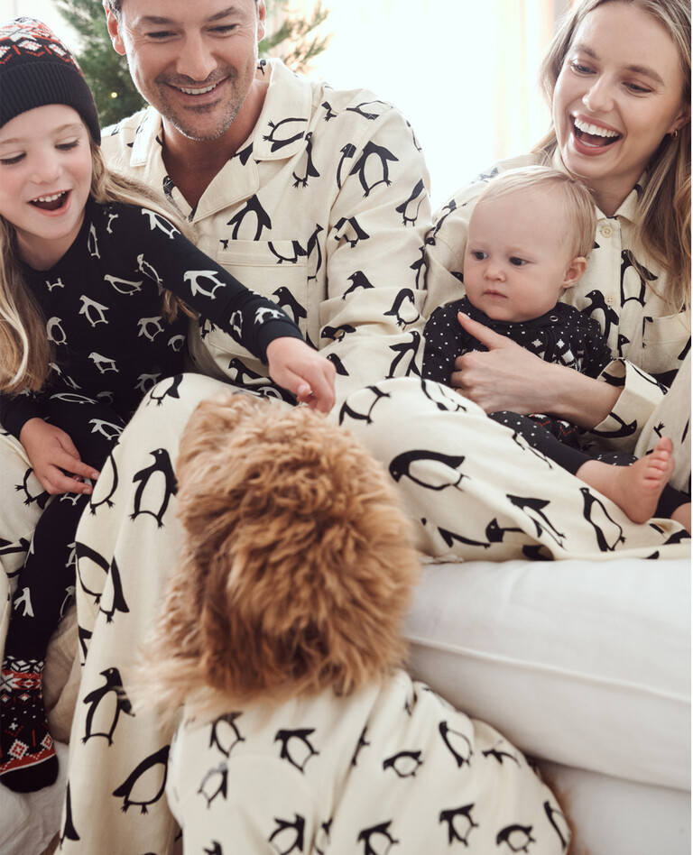 Holiday Penguin Matching Family Pajamas | Hanna Andersson