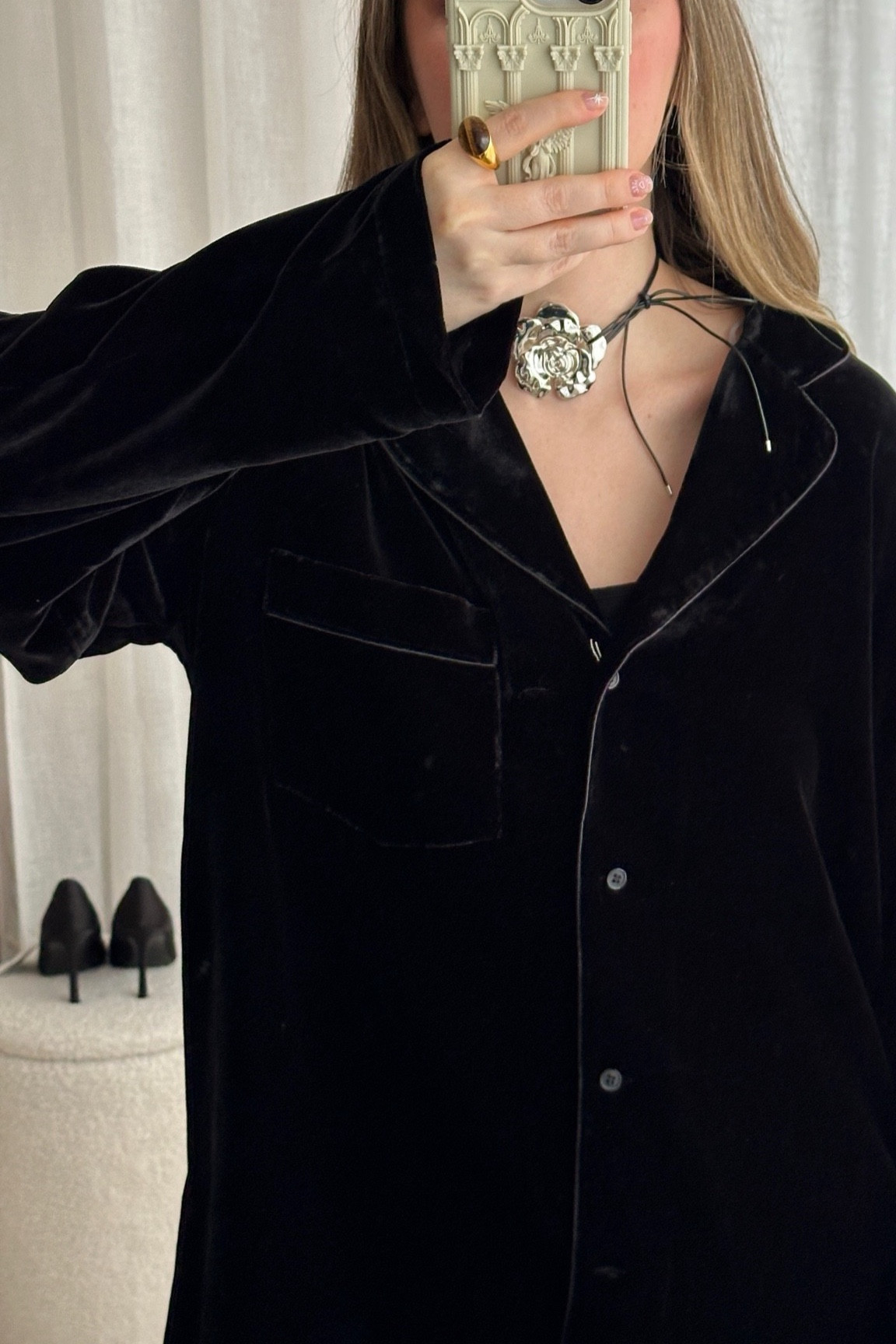 The cosiest WFH outfit that also feels refined… a great one for the Januarywardrobe 🖤
Arket black velvet trousers | Velvet shirt | Pyjama set | Silver flower necklace | WFH outfit ideas 

#LTKstyletip #LTKover40 #LTKU