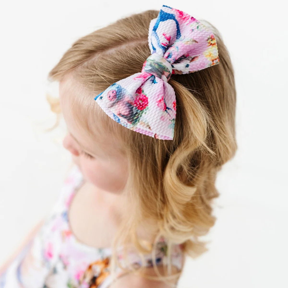Hay Girl, Hay Alligator Clip | Bums & Roses