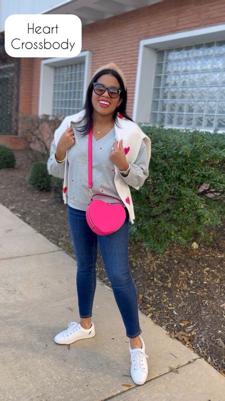 This heart crossbody purse is the perfect Valentine’s Day accessory! This purse can be dressed up or dressed down for a more causal Valentine’s Day look!💕💖🤍

Valentine’s Day outfit inspo. Heart purse. Heart accessories.

#LTKstyletip #LTKSeasonal #LTKitbag