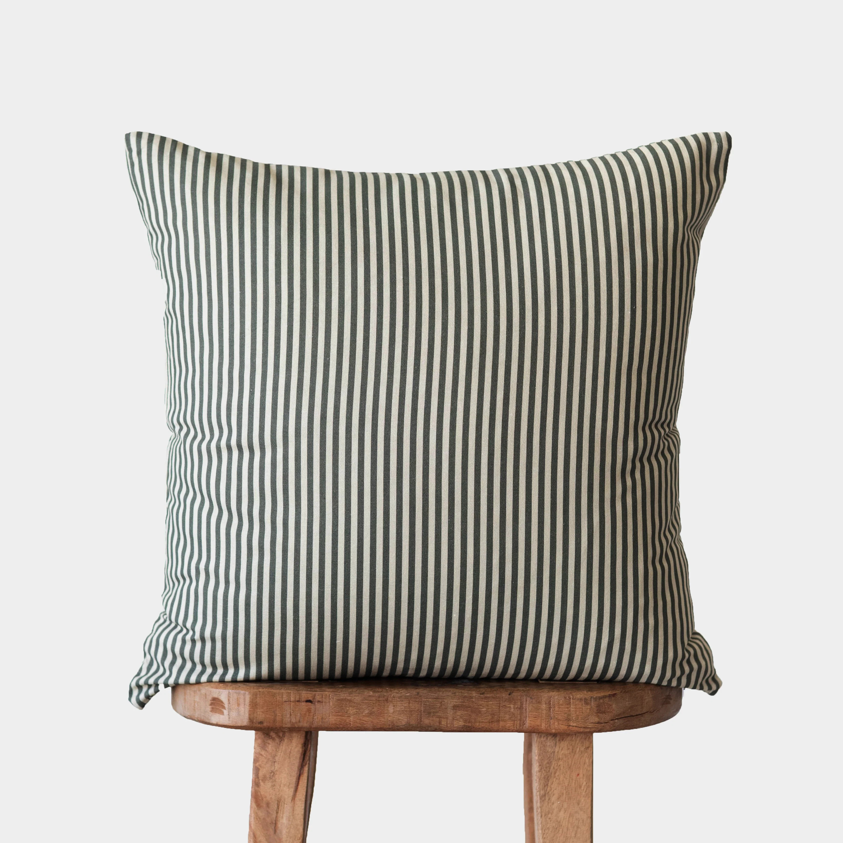 Willow - 18" | 22" | 26" | 12x20" | Woven Nook