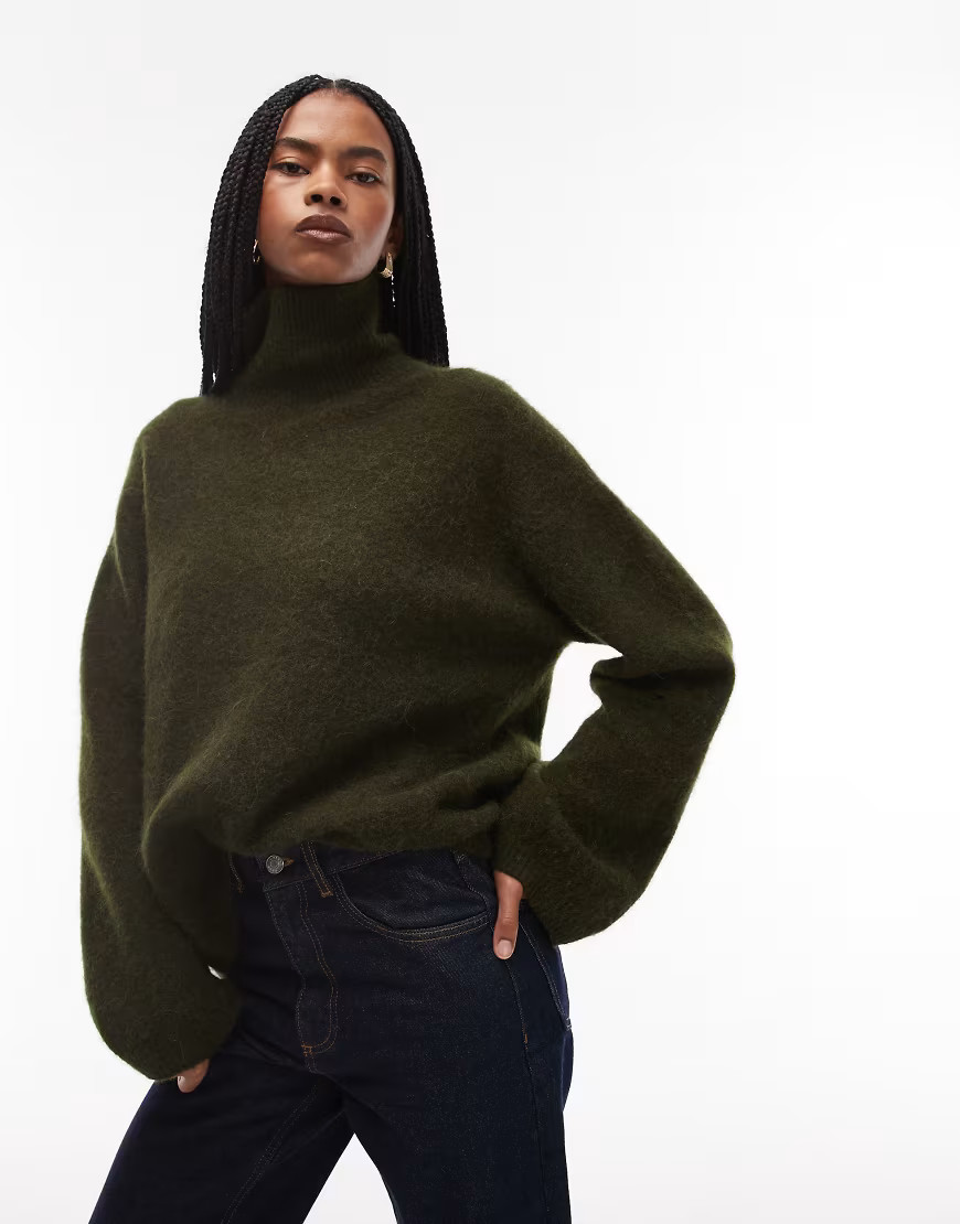 ARKET – Strickpullover aus Alpaka und Wolle in Grün mit Rollkragen | ASOS (Global)