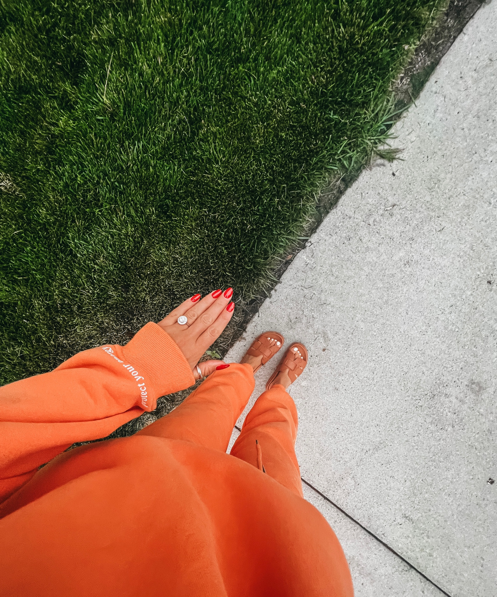 Protect your energy amazon set 🧡🍑🍊 seriously one of the best quality sets I’ve ever owned! Wearing a small in the bottoms and a medium in the crewneck! 

#LTKFind #LTKunder50