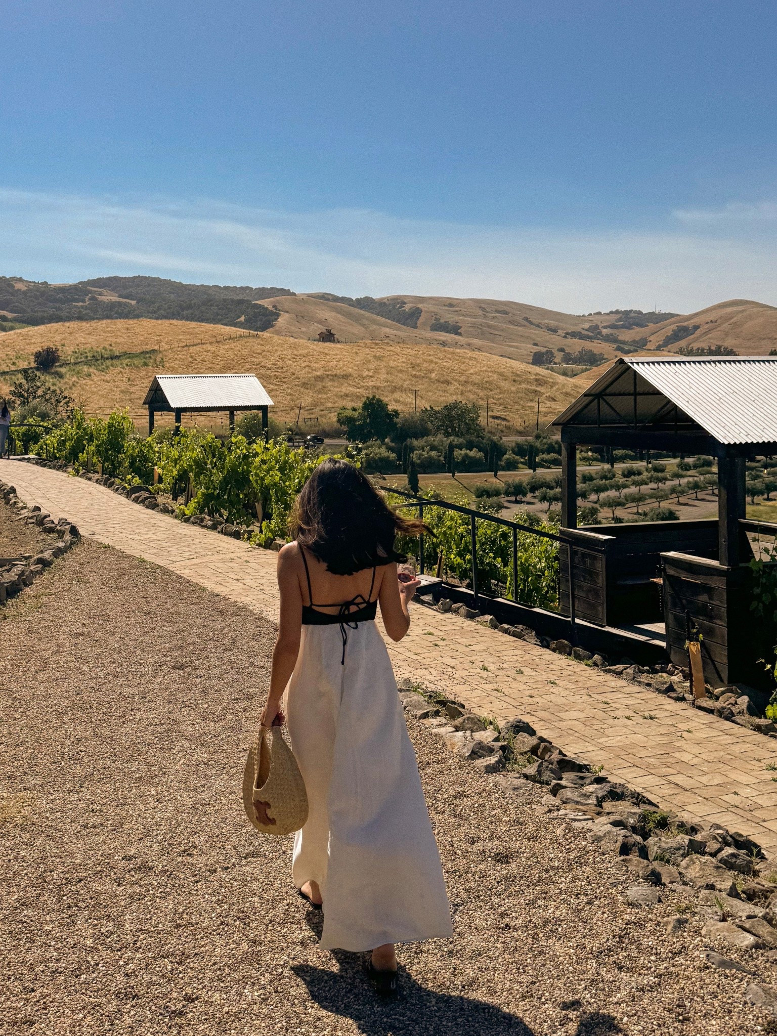 25% off dress + an extra 15% off with code AFSUMMER. This color combo is sold out but comes in 4 other colors! True to size 

#LTKSaleAlert #LTKSeasonal