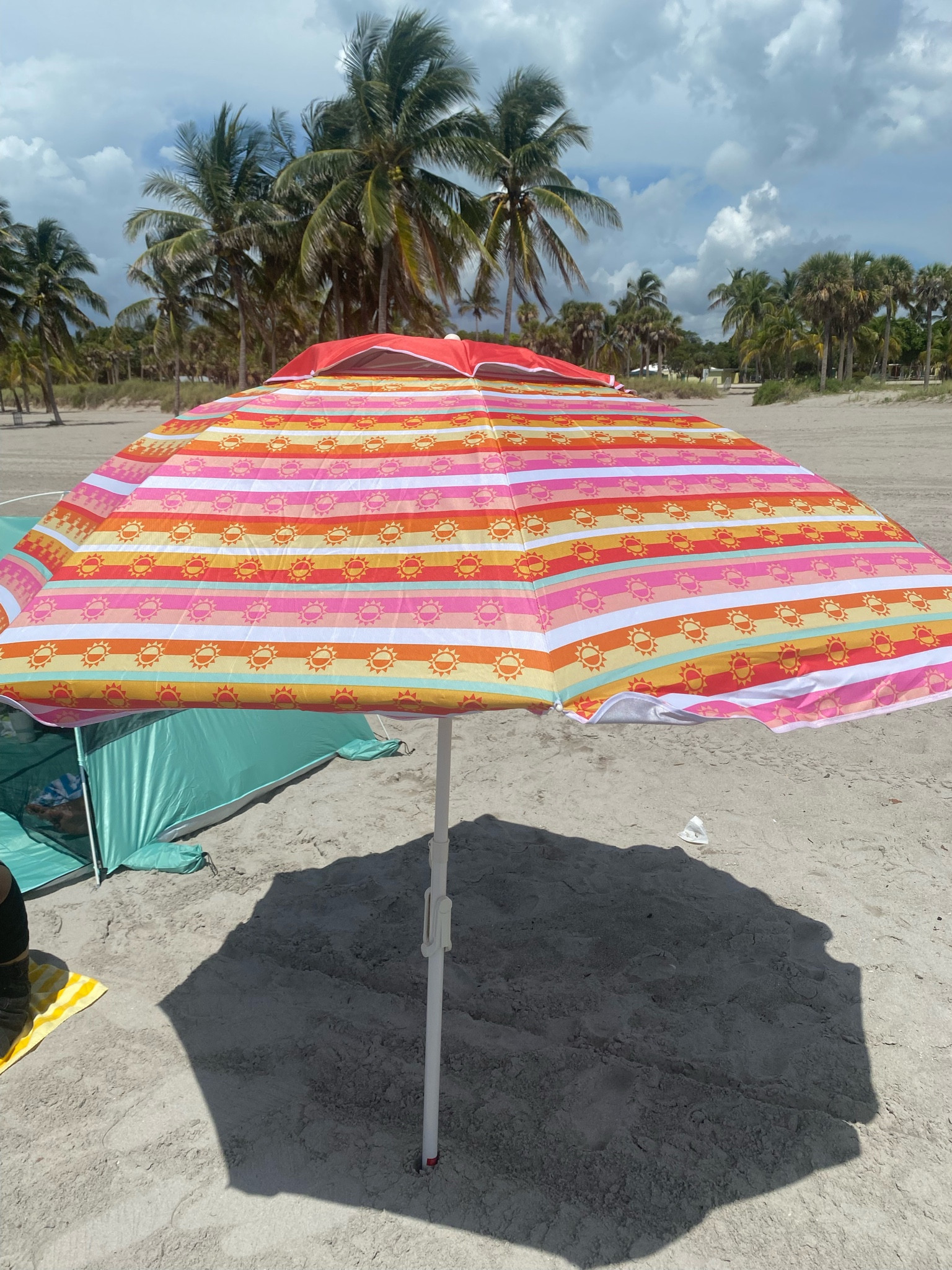 Cute and easy to set up! A must have for summer beach trips. 🏖️  #beach #beachgear

#LTKSwim #LTKSeasonal #LTKFindsUnder50