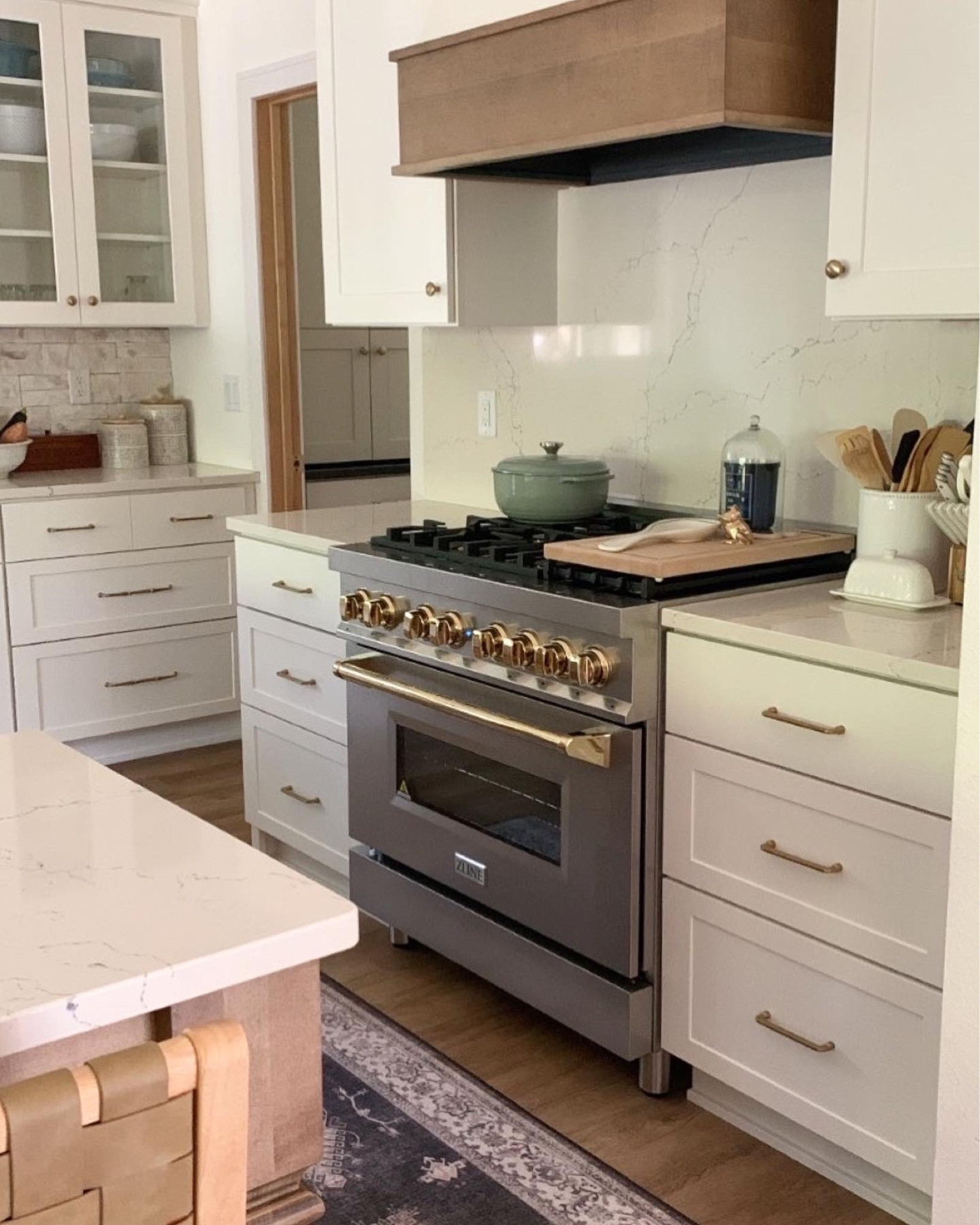 Modern European Cottage Kitchen 

#remodel #newhome #kitchen #europeanstyle #cottagestyle #whitekitchen #renovation

#LTKhome #LTKunder50 #LTKstyletip