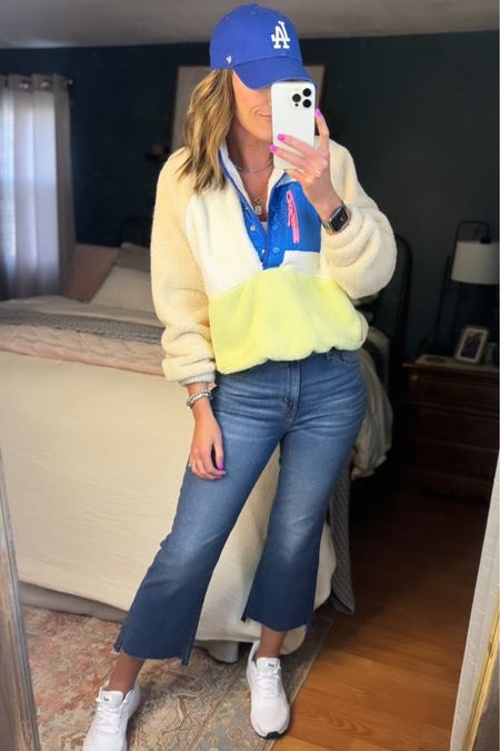 Casual Spring outfit idea 
Fleece/medium
Jeans/ 10

#LTKfindsunder50 #LTKSeasonal