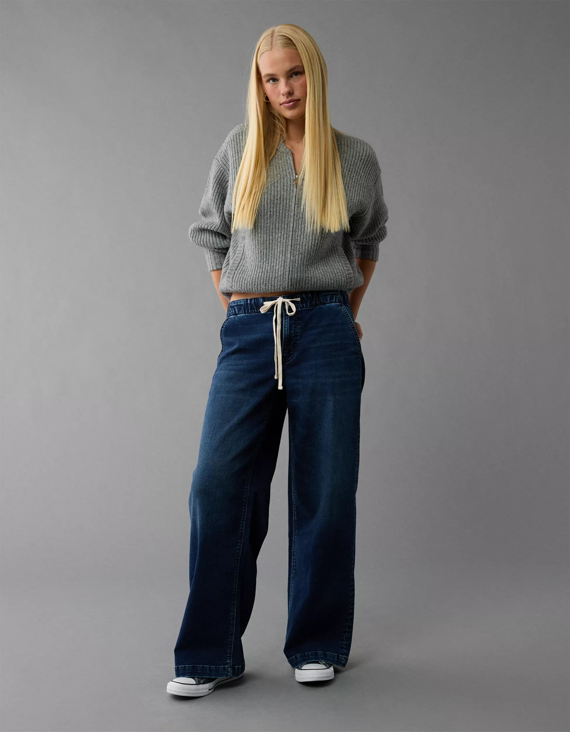 AE Dreamy Drape Cozy Low-Rise Baggy Wide-Leg Jean | American Eagle Outfitters (US & CA)