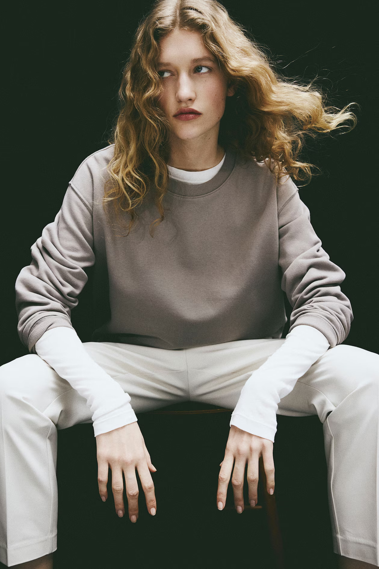 Cigarette trousers - Regular waist - Ankle length - Cream - Ladies | H&M GB | H&M (UK, MY, IN, SG, PH, TW, HK)