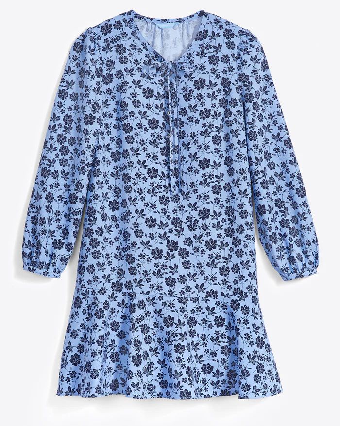 Rosanne Shift Dress in Bluebell Magnolia | Draper James (US)