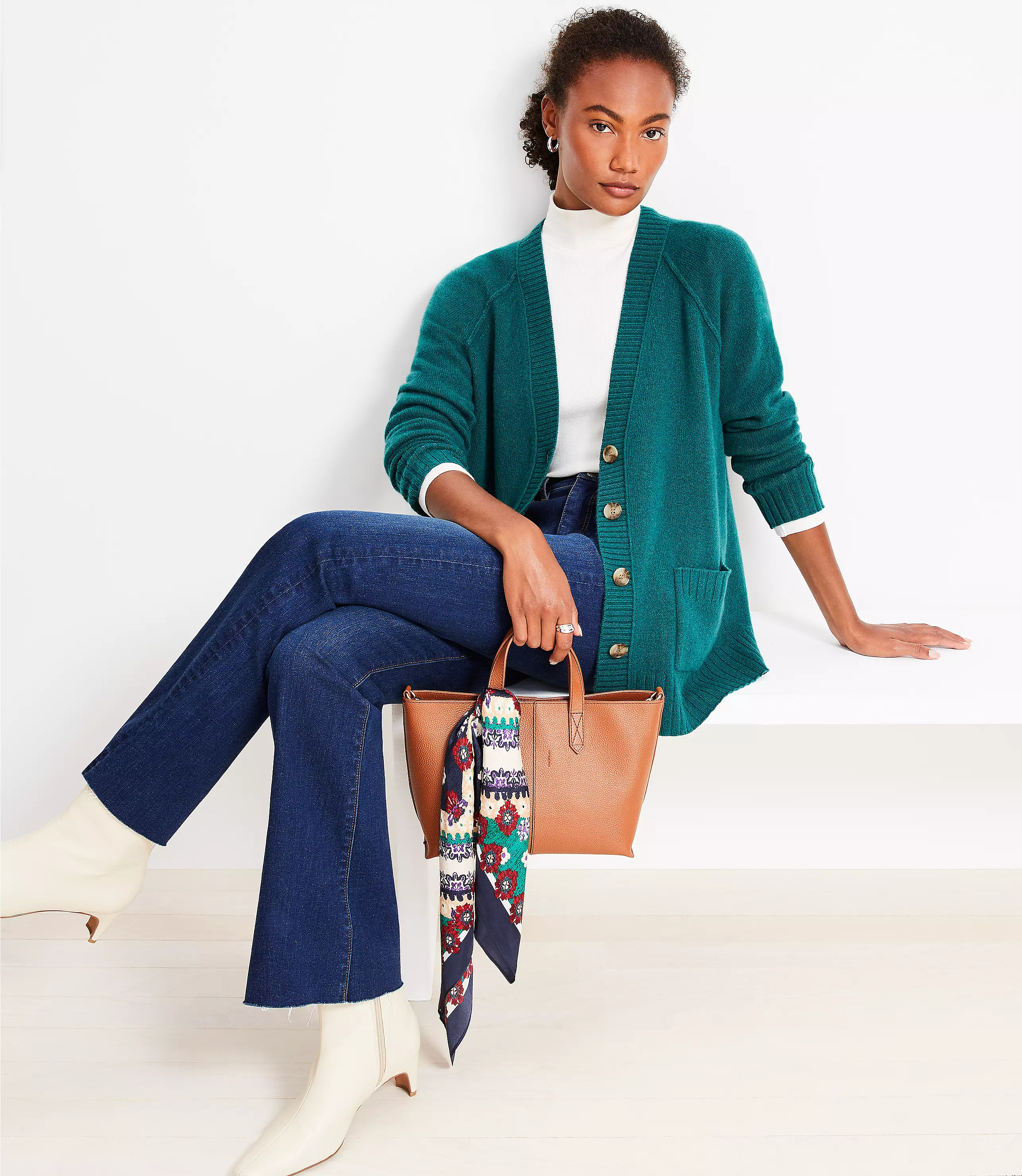 Cashmere V-Neck Pocket Cardigan | LOFT