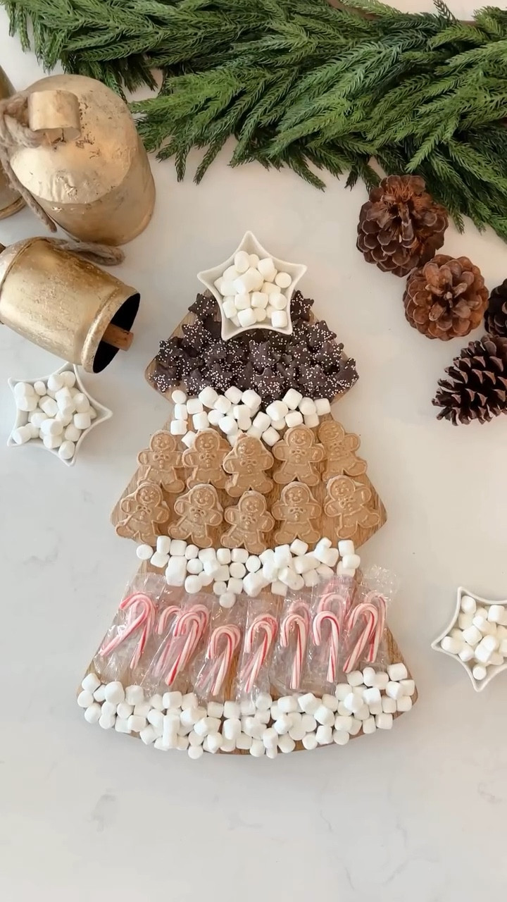 The CUTEST hot chocolate board for Christmas… let me show you 🤍🎄🍫”
I’m obsessed with how easy + cozy this turned out.
Save this idea for your next holiday night! ✨

L

#hotcocoa #holidayparty #holidayentertaining #christmas

#LTKHome #LTKHoliday #LTKSeasonal