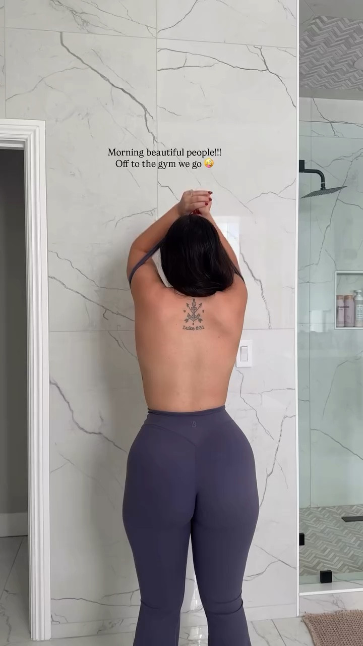 Morning beautiful people!!! Off to the gym we go 🤪