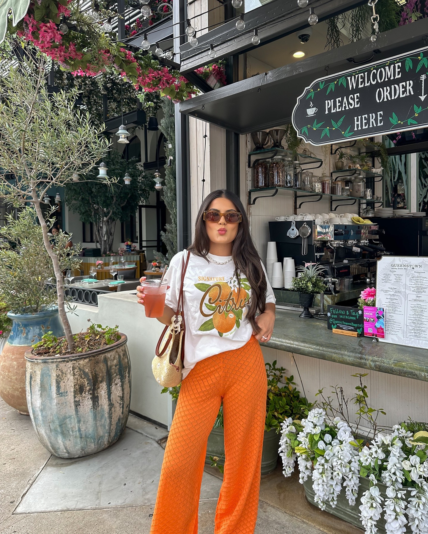 summer forever 🧡🧡🧡

#summertofall #casualoutfitideas #pinterestaesthetic #pinterestgirl #dailyootd #girlyfashion #outfitinspo