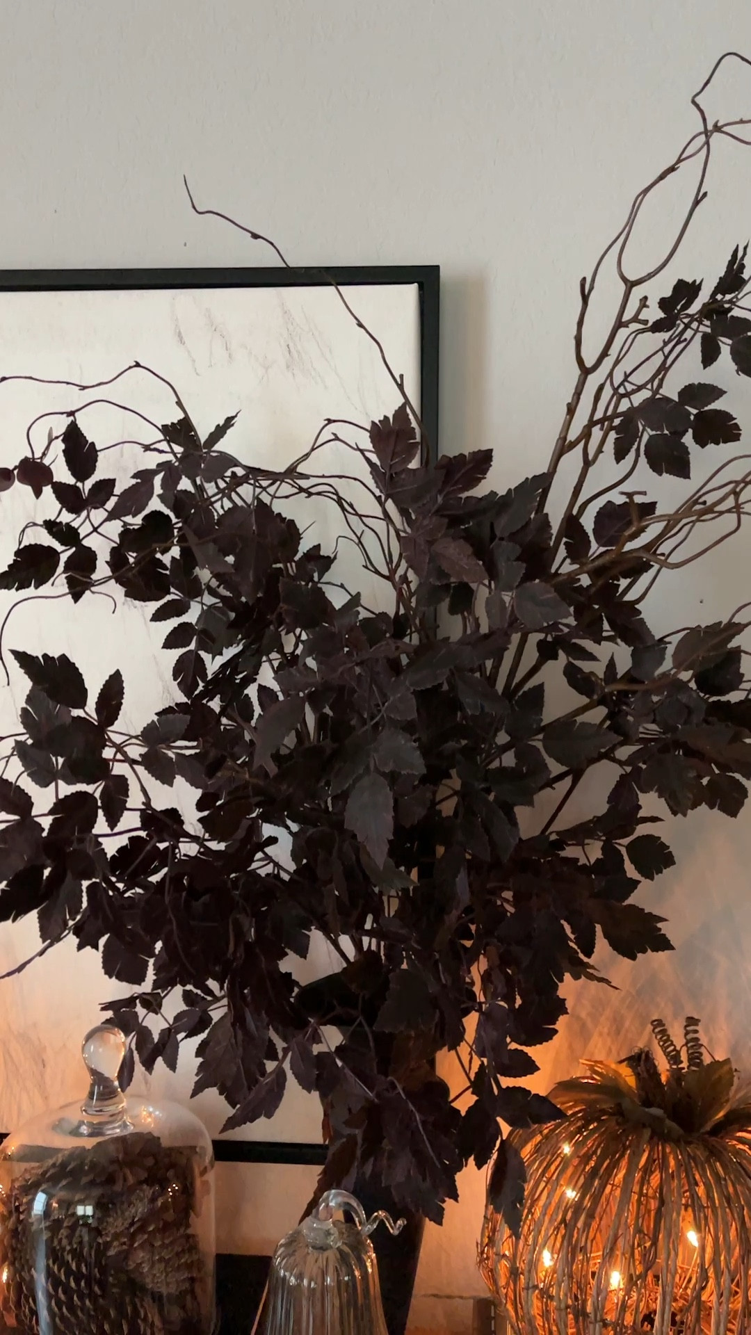 These dark purple stems are absolutely perfect for fall, autumn, and Halloween- they’re the perfect stem that’s moody and spooky. They’re also a dupe for a high-end version, and these look exactly the same.