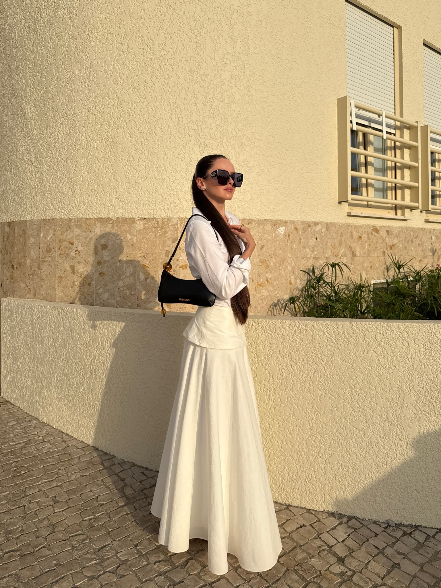 🌞🤍 

minimal style, minimalistic, white shirt, white skirt, maxi skirt, bag, minimal look

#LTKworkwear #LTKmodest #LTKstyletip