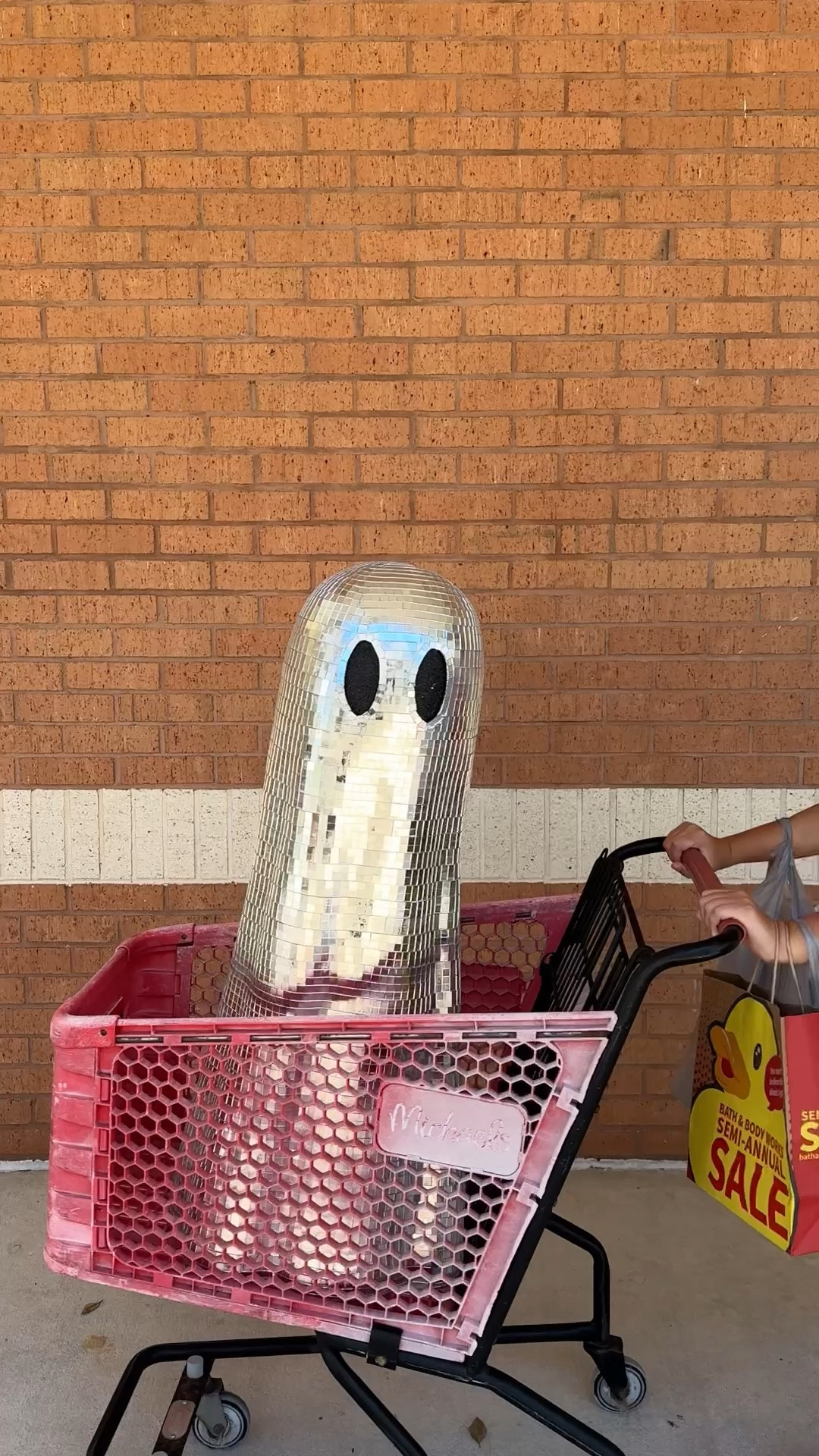  Cute Halloween finds. The disco ghost is on sale right now 👻 

#LTKSeasonal #LTKSaleAlert