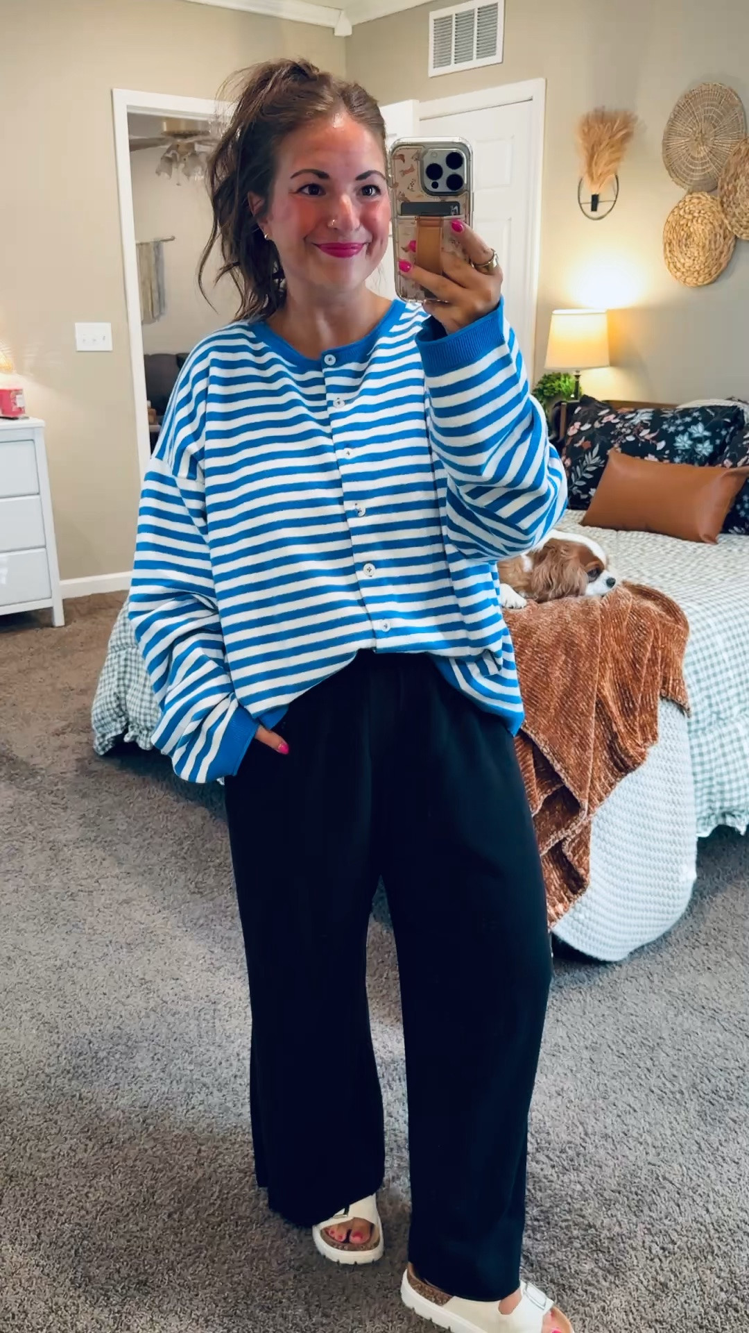 Obsessed with this oversized striped cardi from Aerie! 💙 It’s so cozy and looks adorable buttoned up as a top with comfy black pants! ✨


sandals: sold out, but linking similar options below!
pants: fit oversized // wearing a medium short
cardigan: fits oversized // wearing a large 

 #LTKootd #LTKMidsize #LTKWorkwear