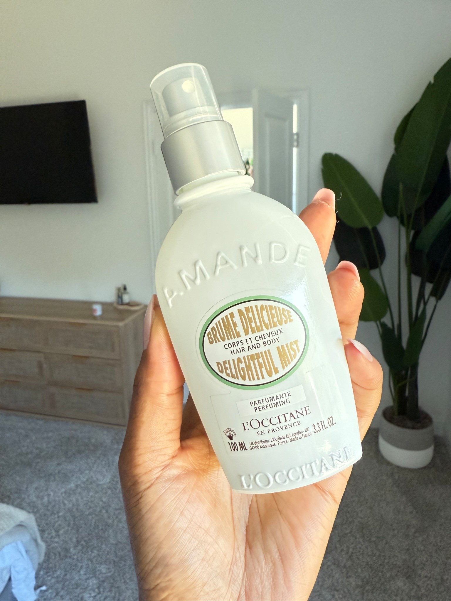 All my Gourmand and Vanilla girlies are going to love this one 🤍 I love that I can spray it in my hair as well, it’s not overpowering but still lingers.

#LTKFindsUnder50 #LTKautumn