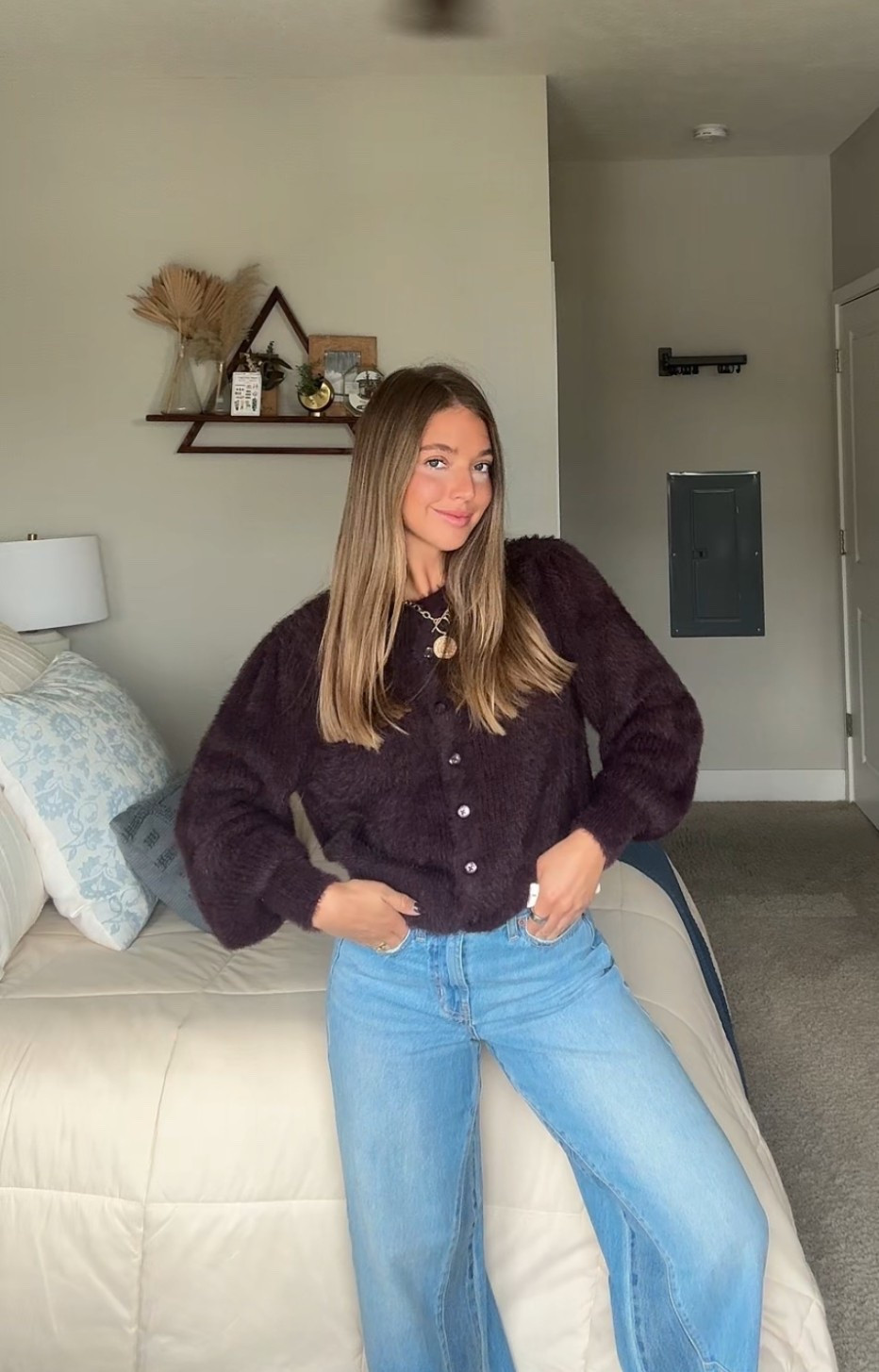 Old Navy sweater & jeans 🤝🏽
This color is out of stock but the brown is so gorgeous I just may have to go back! Wearing a size medium for a little bit of an oversized look  

#LTKSaleAlert #LTKSeasonal