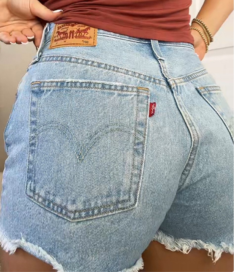 The best fitting shorts for summer and back to school! Love my Levi 501’s 💓💓

#LTKFind #LTKBacktoSchool #LTKstyletip