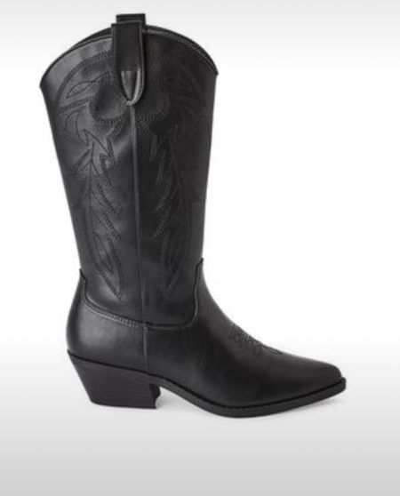 Walmart Canada cowboy boots 

#LTKSeasonal #LTKshoecrush #LTKfindsunder50