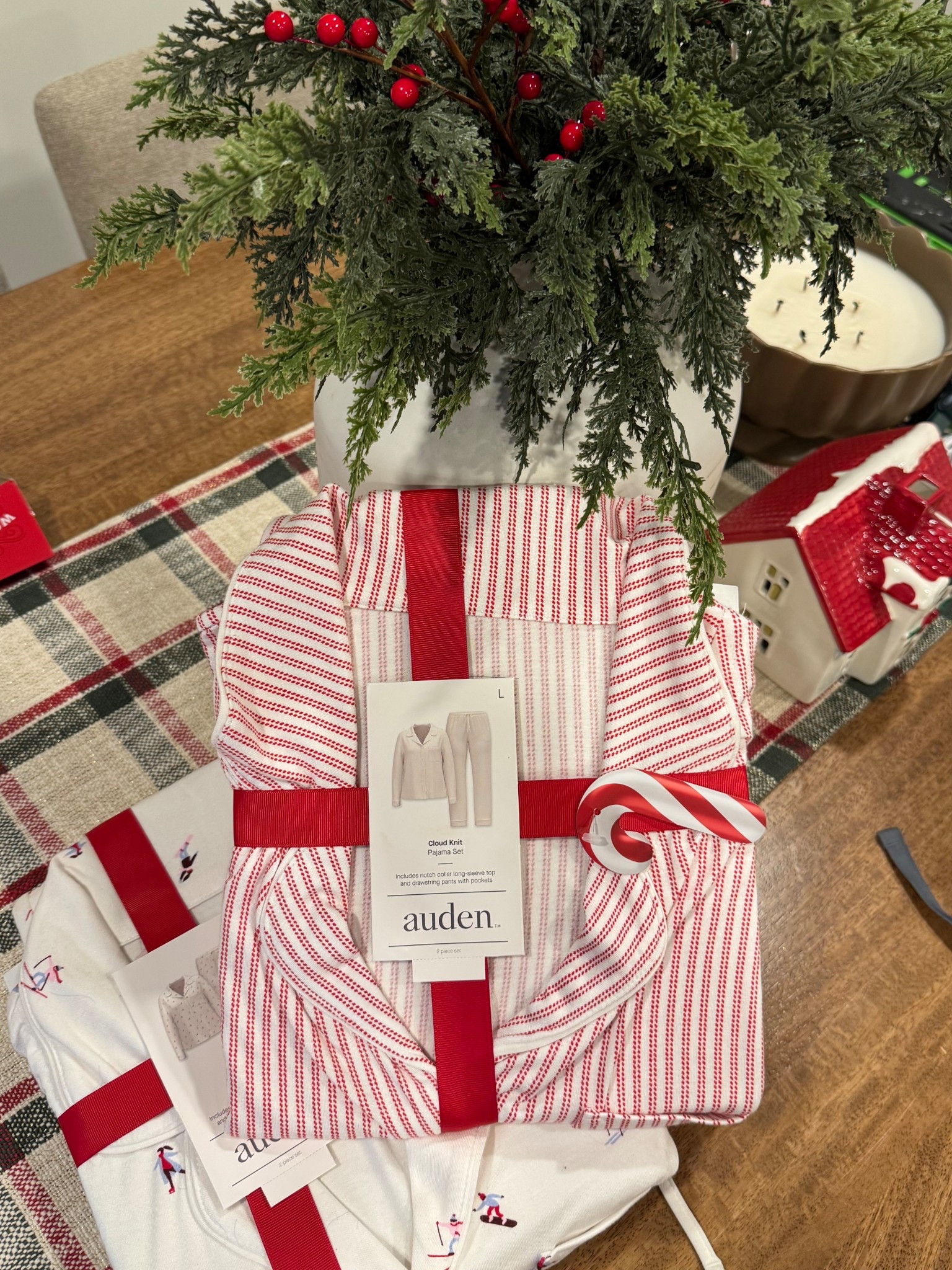 target Christmas pjs ❣️ so cute + so soft!!


Christmas pajamas, target pajamas 

#LTKselfcare #LTKHoliday #LTKmorningroutine