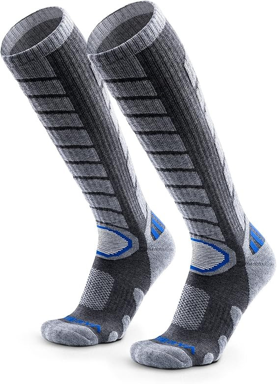WEIERYA Ski Socks 2 Pairs Pack for Skiing, Snowboarding, Outdoor Sports Performance Socks | Amazon (US)