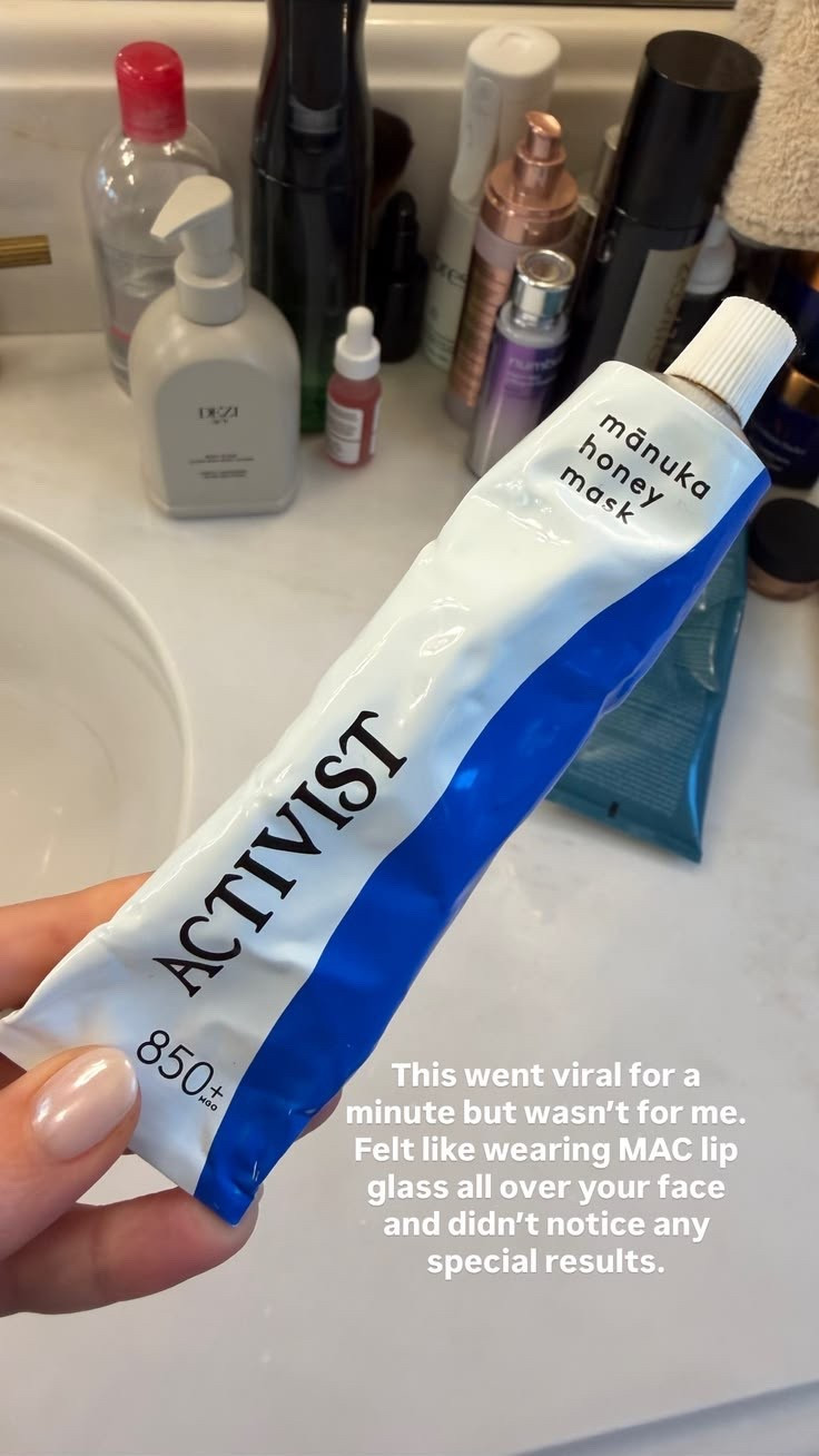 This honey mask went viral for a reasonn