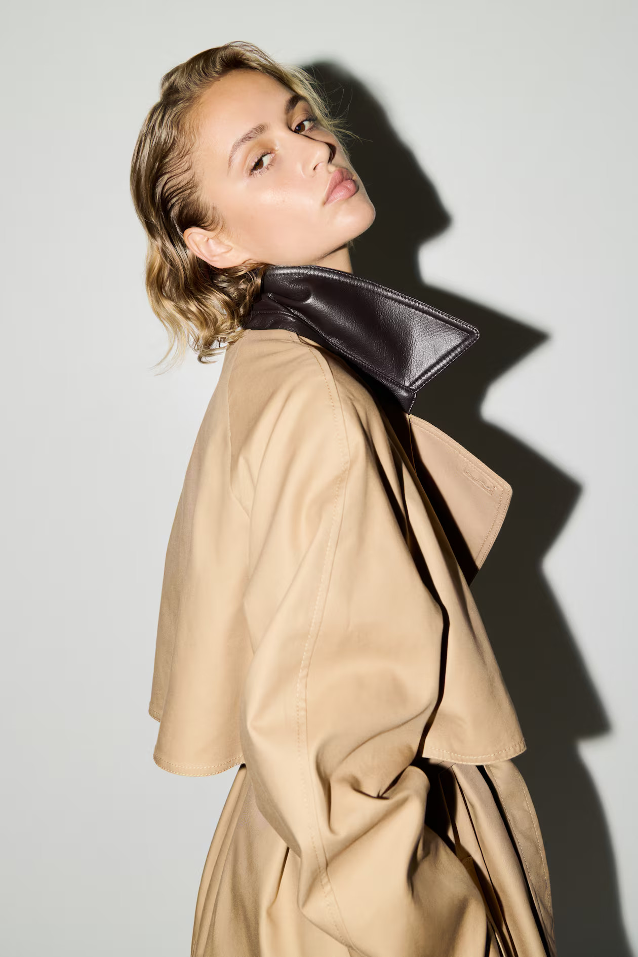Trench Coat - Beige - Ladies | H&M US | H&M (US + CA)