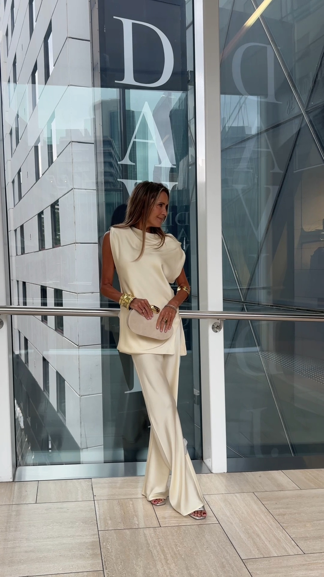 Can’t ever go wrong with a neutral moment 🤍

#LTKdresses #LTKstyletip #LTKspring