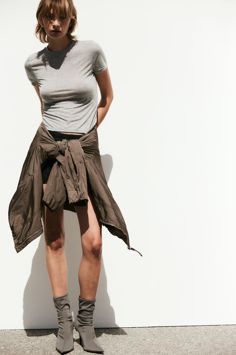 Fitted T-shirt | H&M (US + CA)