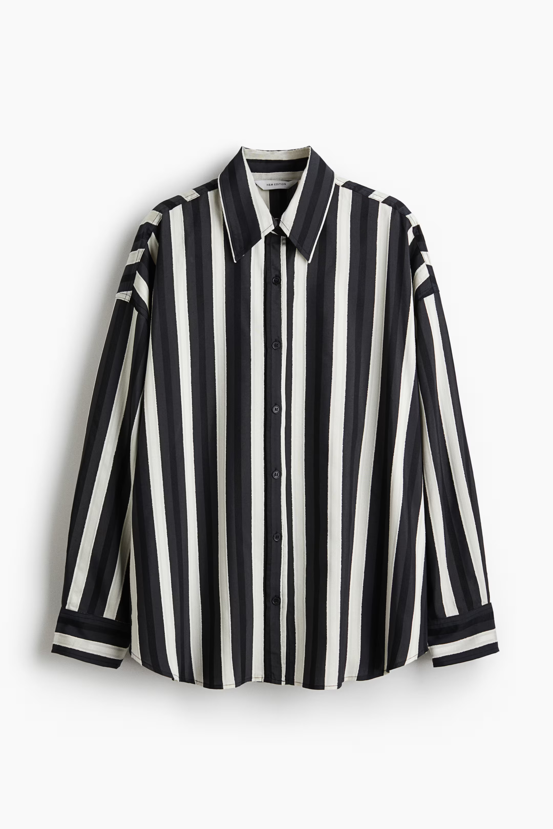Oversized dobby-weave shirt | H&M (UK, MY, IN, SG, PH, TW, HK)