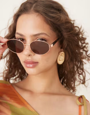 ASOS DESIGN metal oval sunglasses in rose gold with tort arms | ASOS | ASOS (Global)